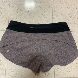 Lulu Lemon 🍋 Speed-Up shorts 2.5’
